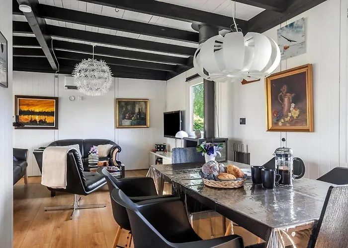 بيت للعطل Sj295-hejls-hegnet-1